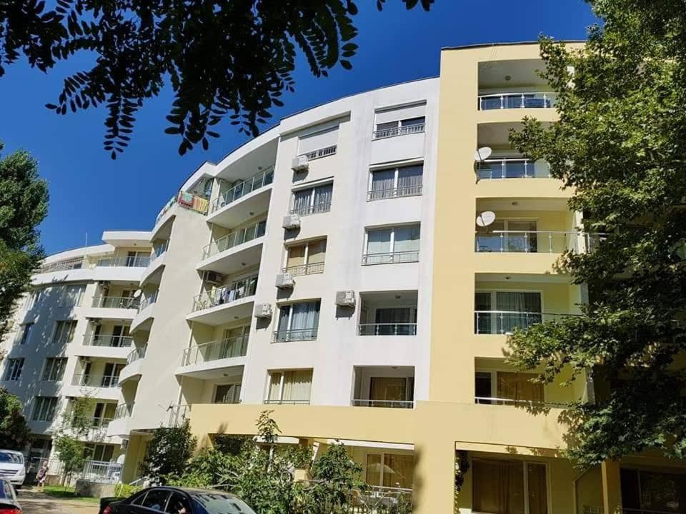 Yassen Holiday Village Slantchev Briag Extérieur photo